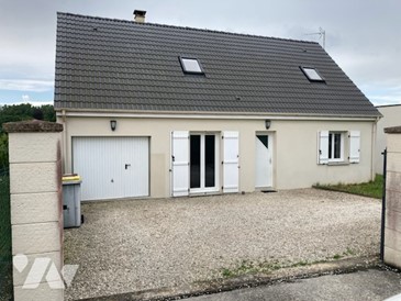 JOIGNY - Maison à vendre - 86m² - 5 pièces